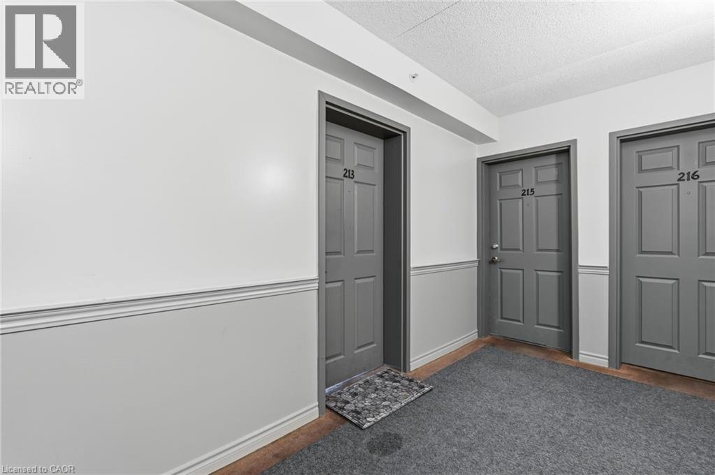 1411 Walkers Line Unit# 213, Burlington, Ontario  L7M 4P5 - Photo 5 - 40806760