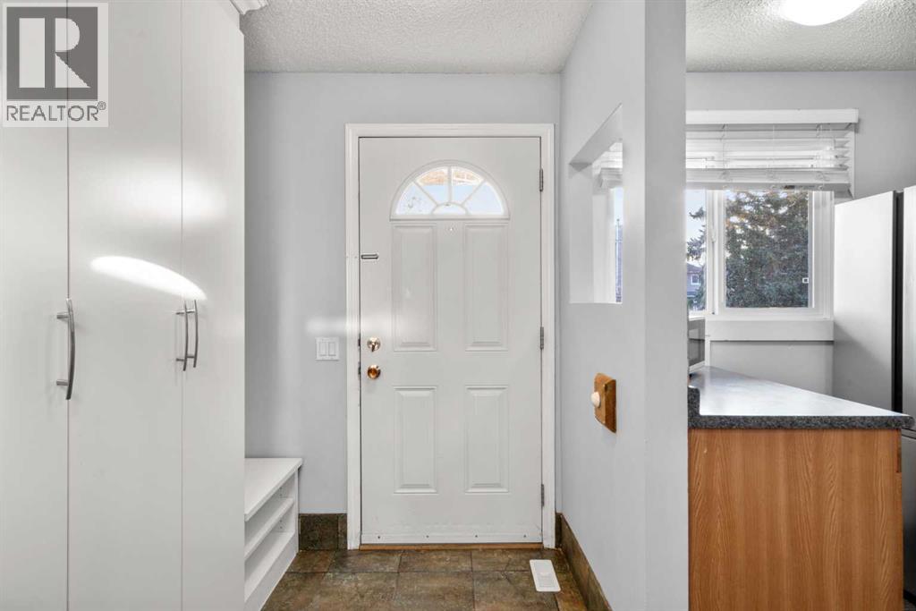 15, 200 Shawnessy Drive Sw, Calgary, Alberta  T2Y 1G8 - Photo 4 - A2282525