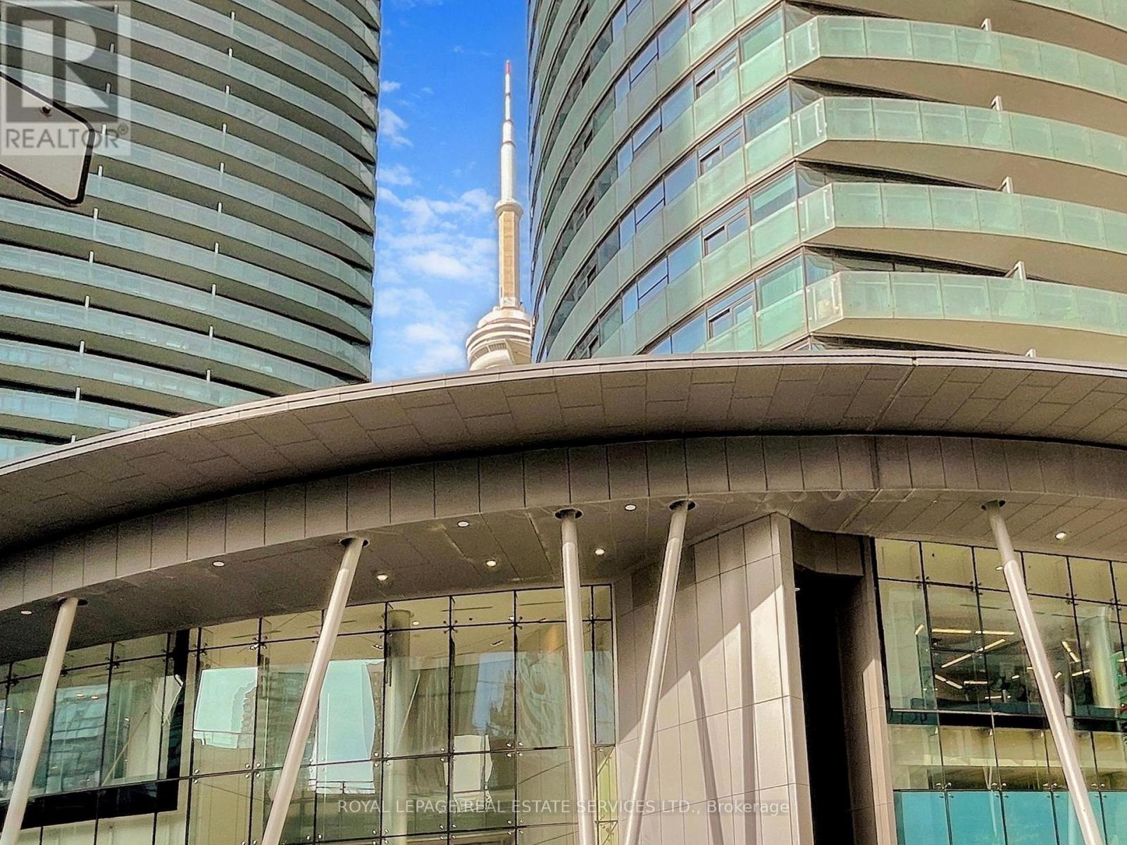 3001 - 14 York Street, Toronto, Ontario  M5J 0B1 - Photo 2 - C12827330