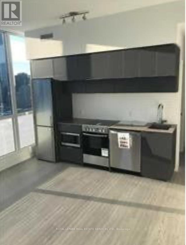 #3010 - 181 Dundas Street E, Toronto, Ontario  M5A 0N5 - Photo 3 - C12827336