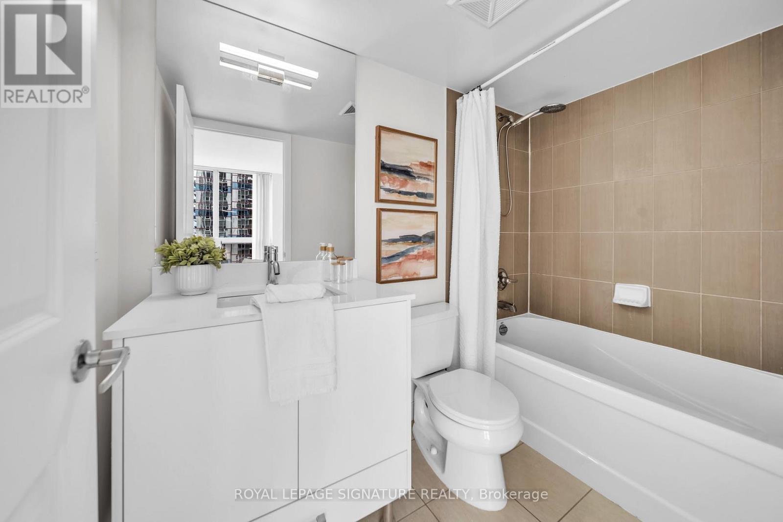 1902 - 5791 Yonge Street, Toronto, Ontario  M2M 0A8 - Photo 17 - C12827424