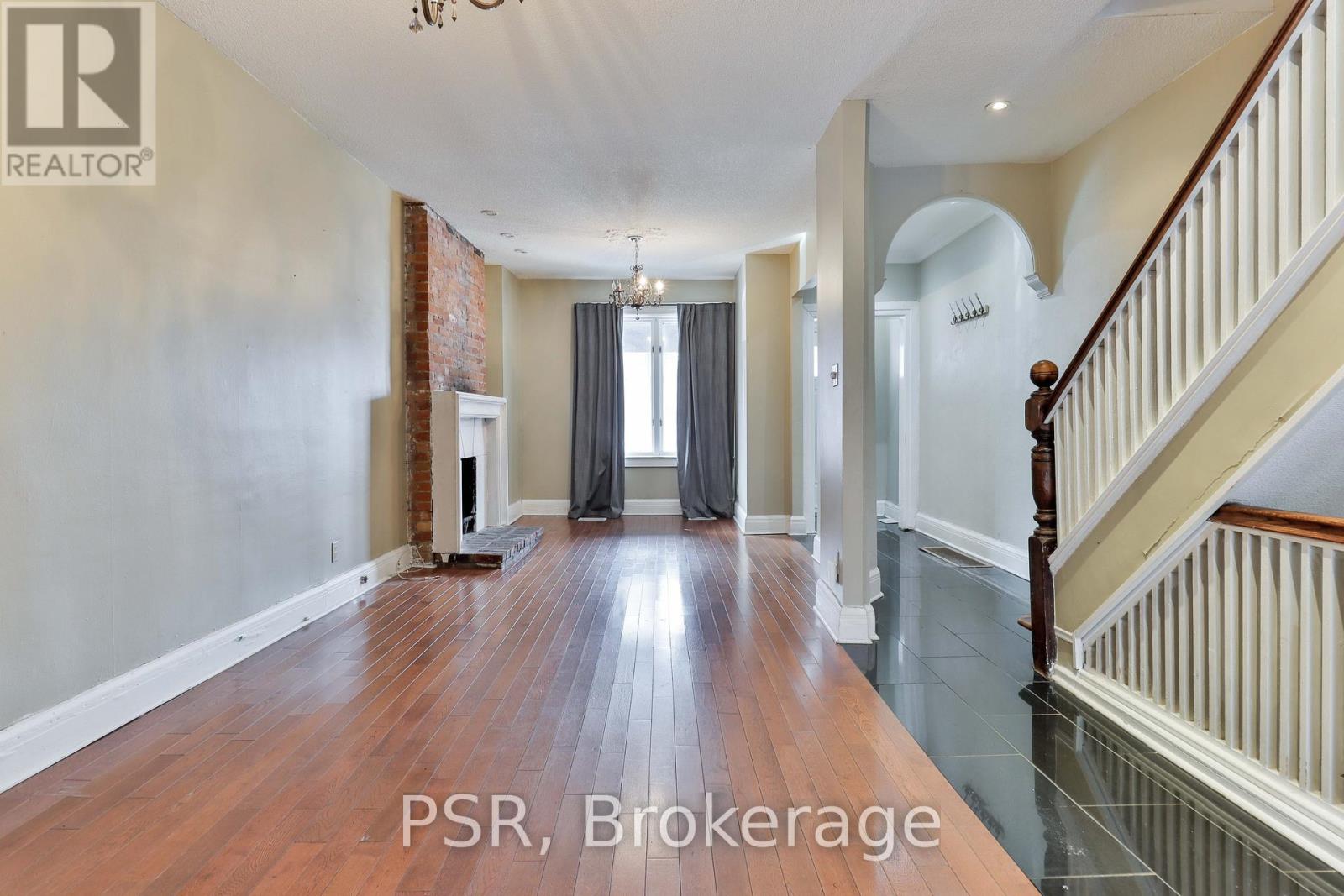 251 Bedford Road, Toronto, Ontario  M5R 2L3 - Photo 2 - C12827482