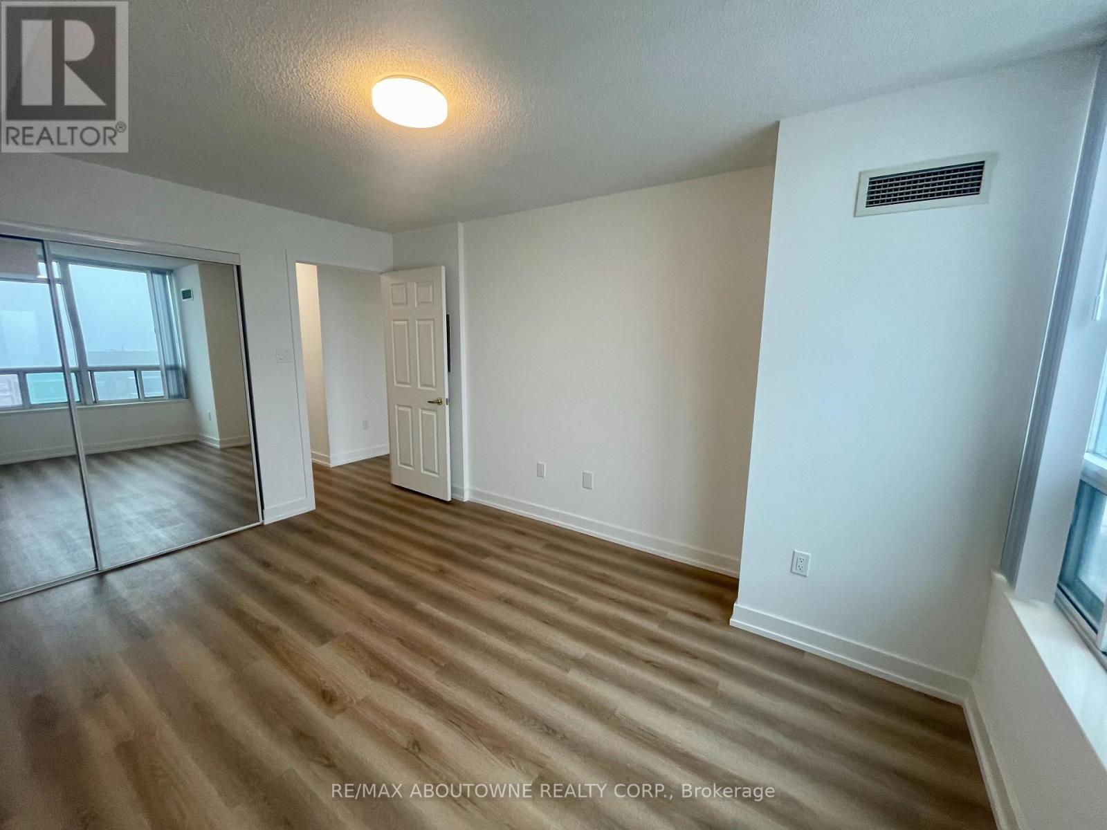 2239 - 125 Omni Drive, Toronto, Ontario  M1P 5A9 - Photo 10 - E12827292