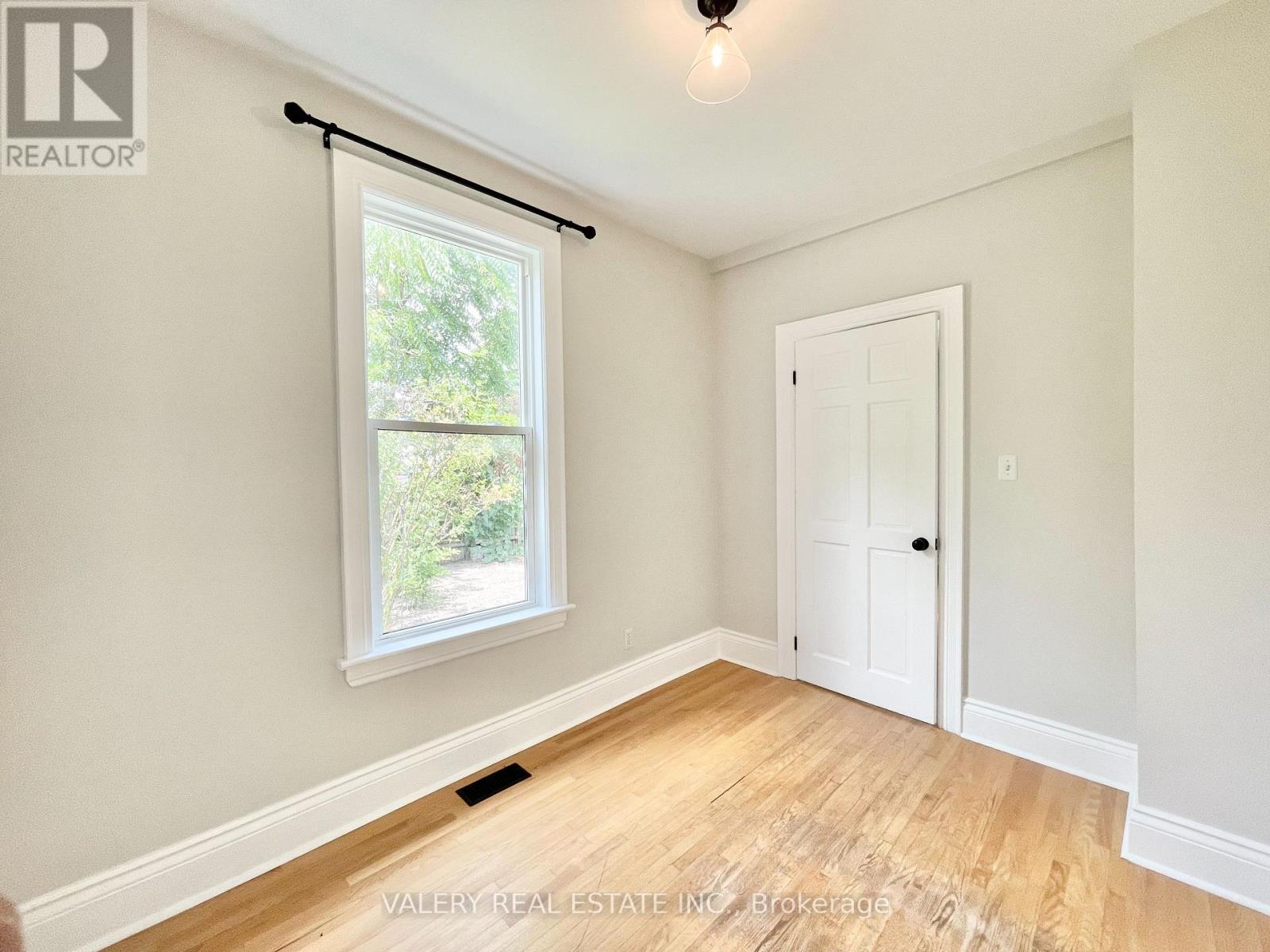 Main - 92 Nassau Street, Oshawa, Ontario  L1J 4A4 - Photo 9 - E12827390