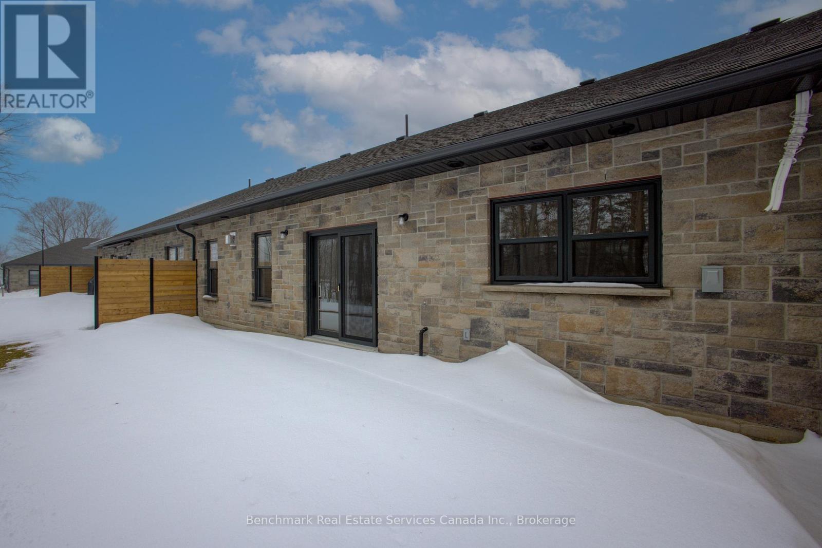 32 - 1182 Queen Street, Kincardine, Ontario  N2Z 1G4 - Photo 15 - X12703348