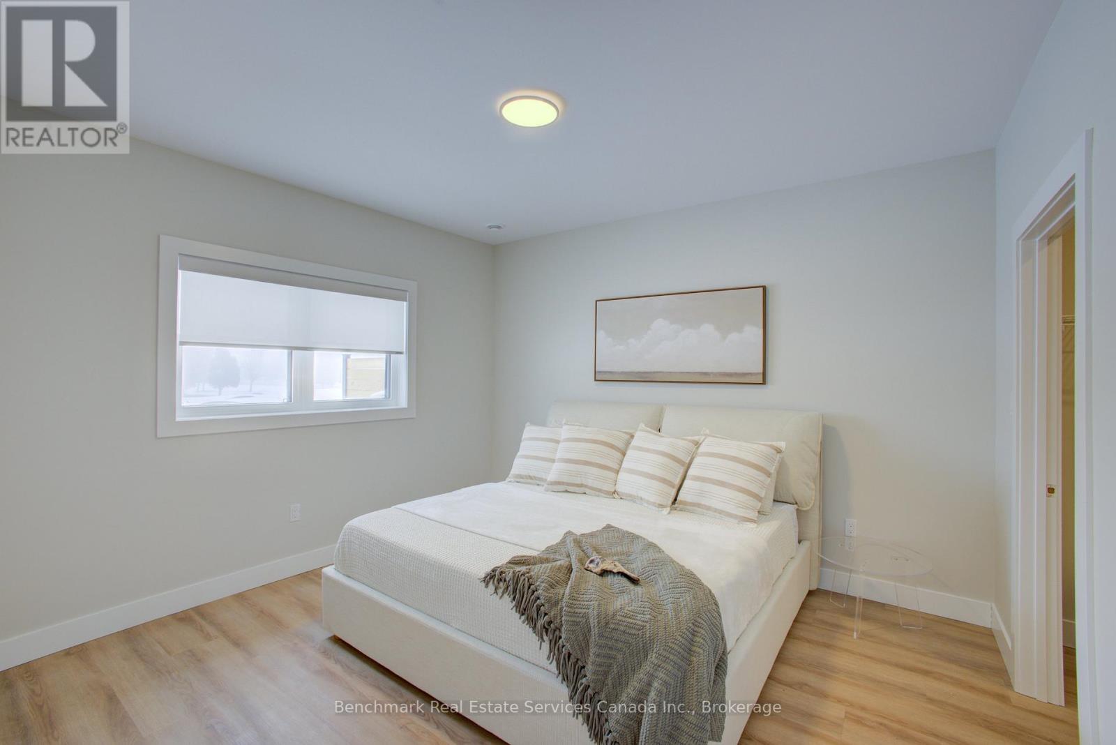 38 - 1182 Queen Street, Kincardine, Ontario N2Z 1G4 - Photo 8 - X12703356