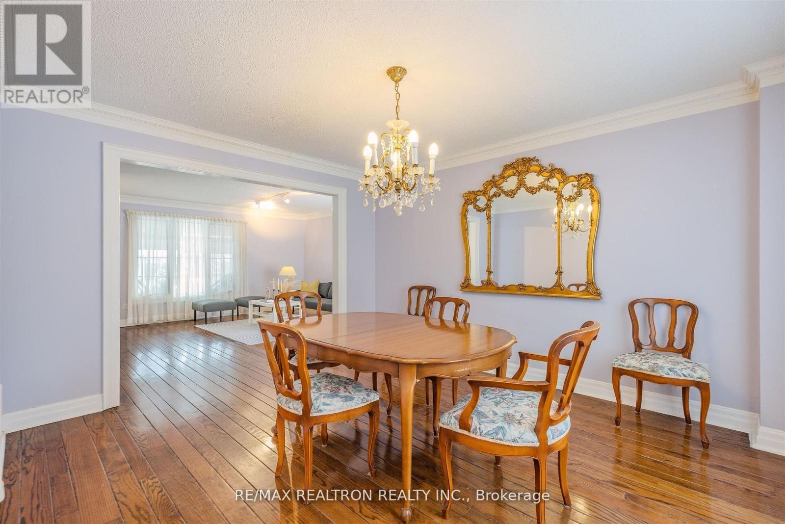 60 Arthur Hall Drive, East Gwillimbury, Ontario  L0G 1V0 - Photo 13 - N12827396