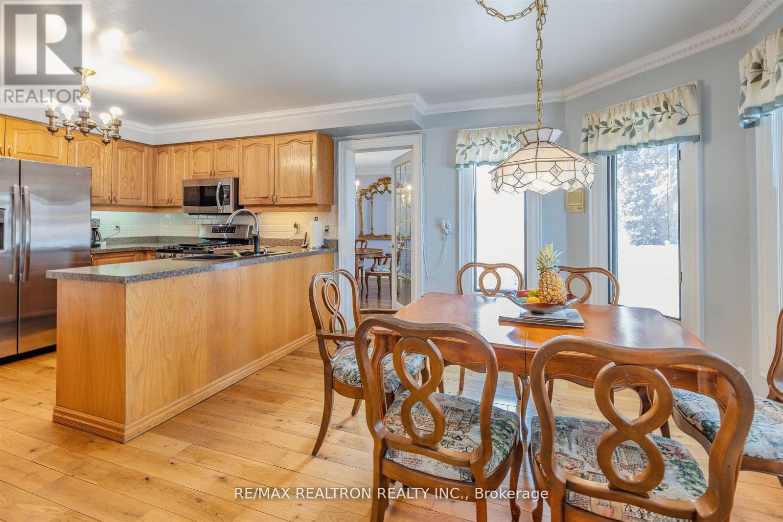 60 Arthur Hall Drive, East Gwillimbury, Ontario  L0G 1V0 - Photo 14 - N12827396