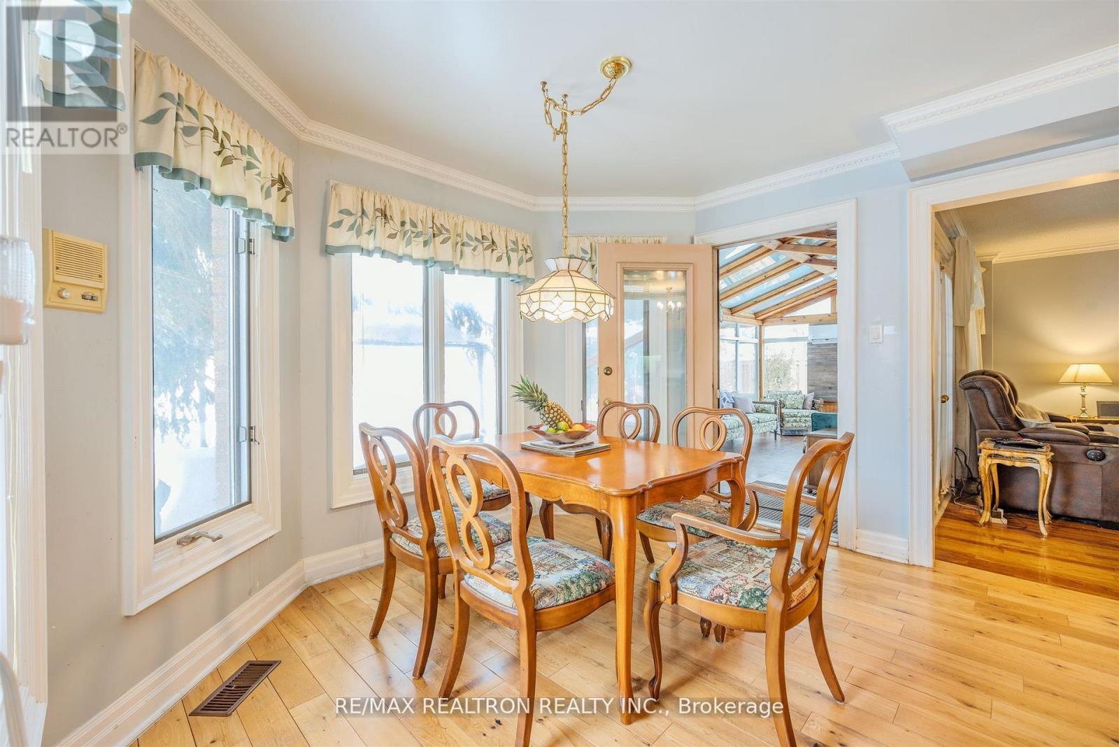 60 Arthur Hall Drive, East Gwillimbury, Ontario  L0G 1V0 - Photo 15 - N12827396