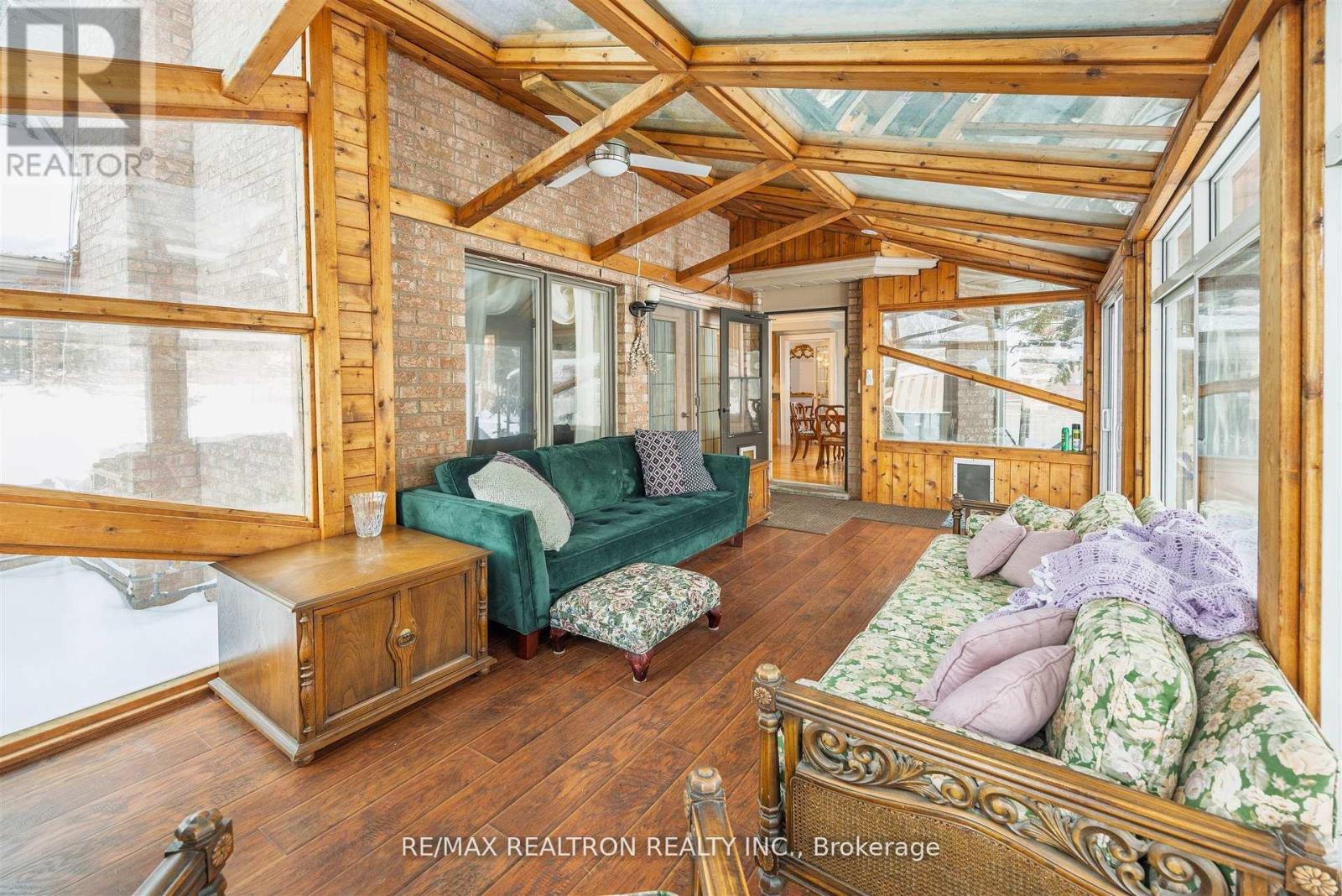 60 Arthur Hall Drive, East Gwillimbury, Ontario  L0G 1V0 - Photo 20 - N12827396