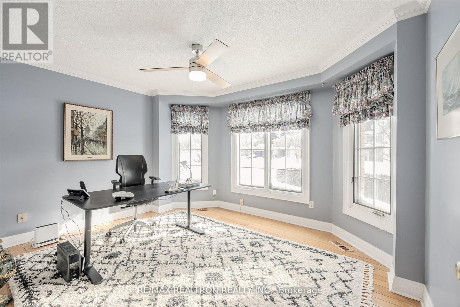 60 Arthur Hall Drive, East Gwillimbury, Ontario  L0G 1V0 - Photo 21 - N12827396