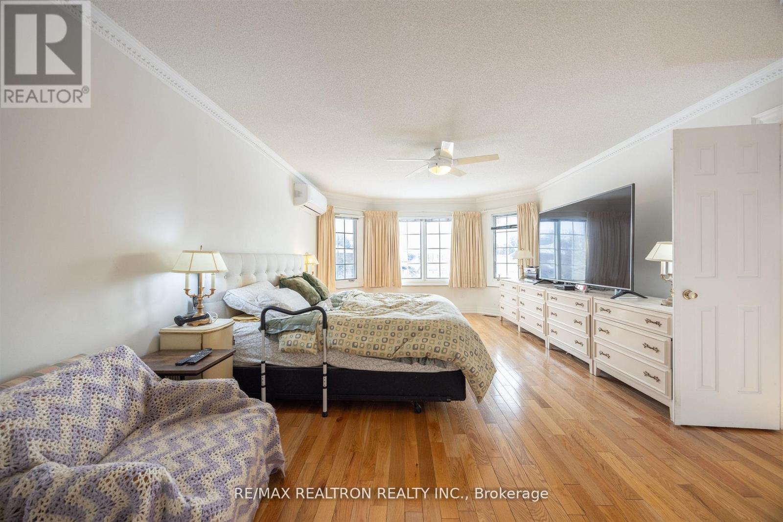 60 Arthur Hall Drive, East Gwillimbury, Ontario  L0G 1V0 - Photo 28 - N12827396