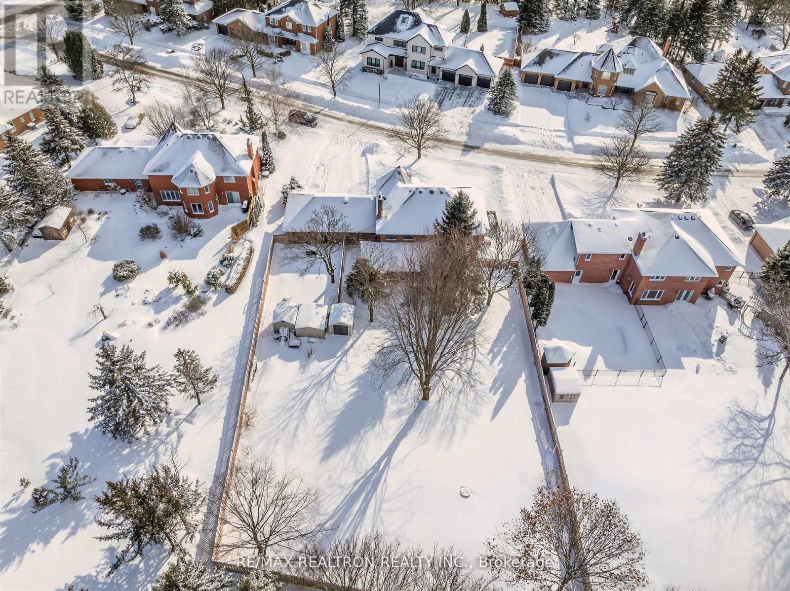 60 Arthur Hall Drive, East Gwillimbury, Ontario  L0G 1V0 - Photo 45 - N12827396