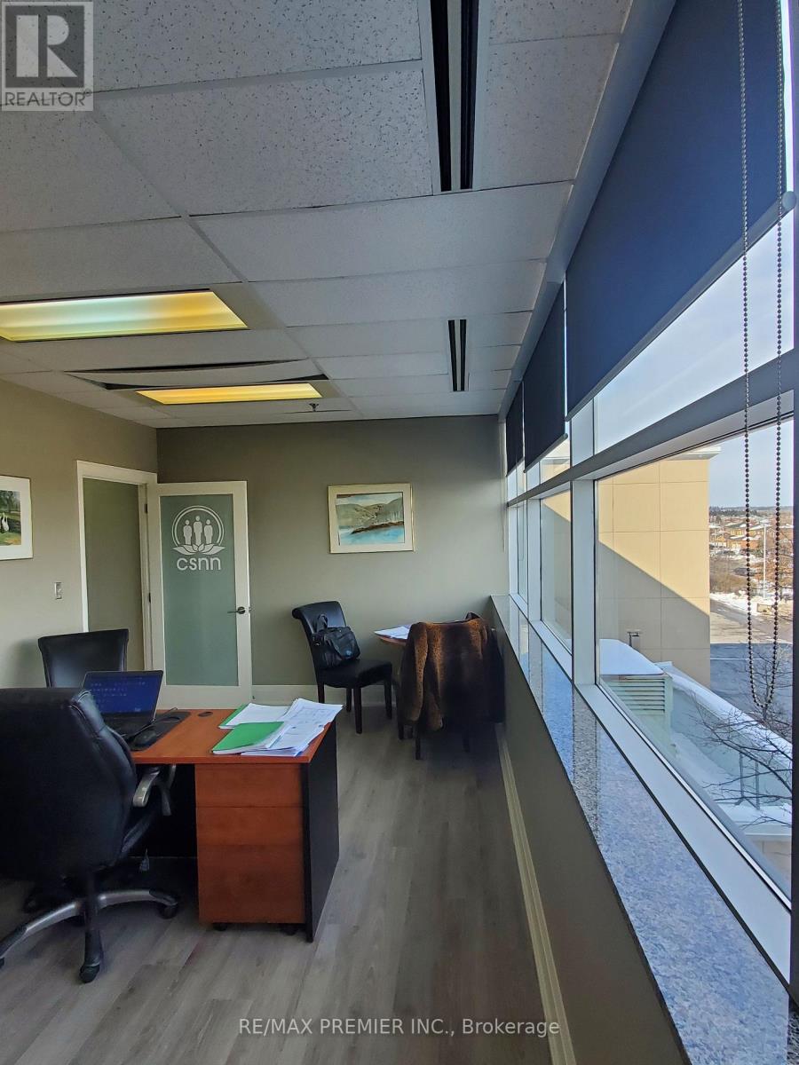 217 - 10909 Yonge Street, Richmond Hill, Ontario  L4C 3E3 - Photo 11 - N12827404