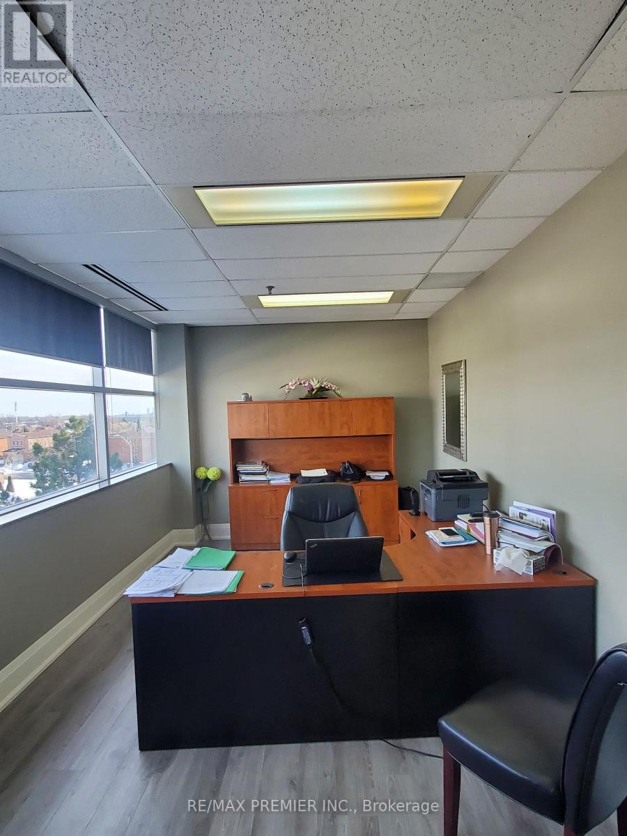 217 - 10909 Yonge Street, Richmond Hill, Ontario  L4C 3E3 - Photo 13 - N12827404