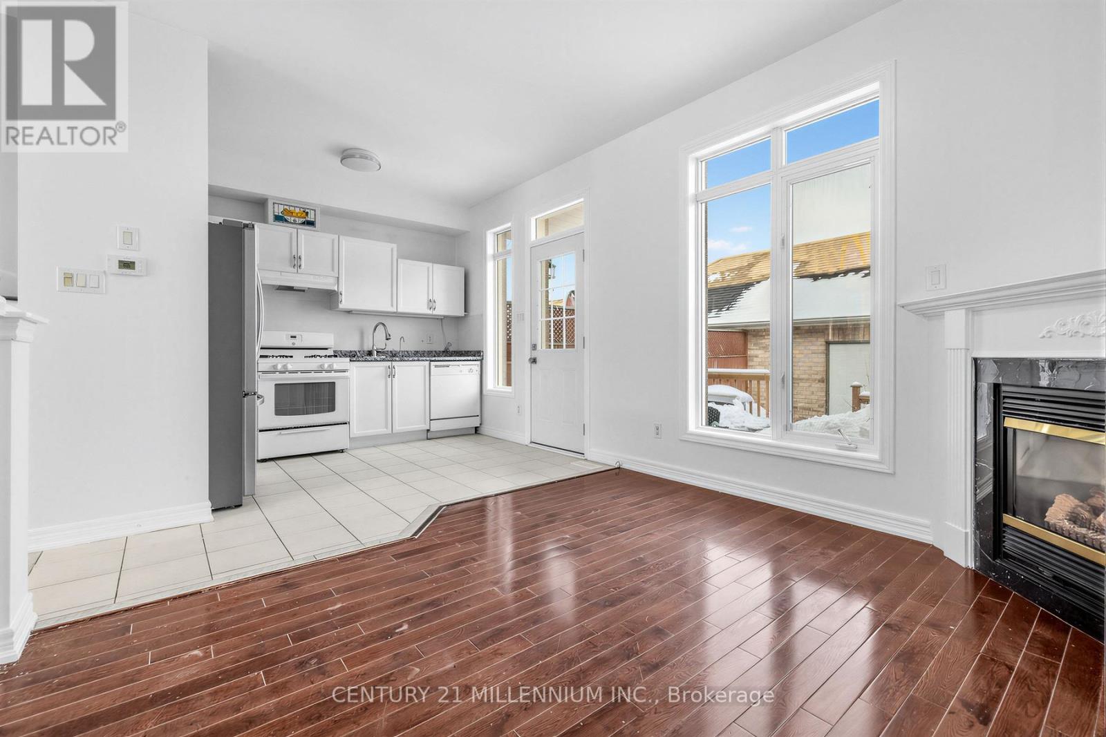 10569 Bayview Avenue, Richmond Hill, Ontario  L4C 0M8 - Photo 11 - N12827448