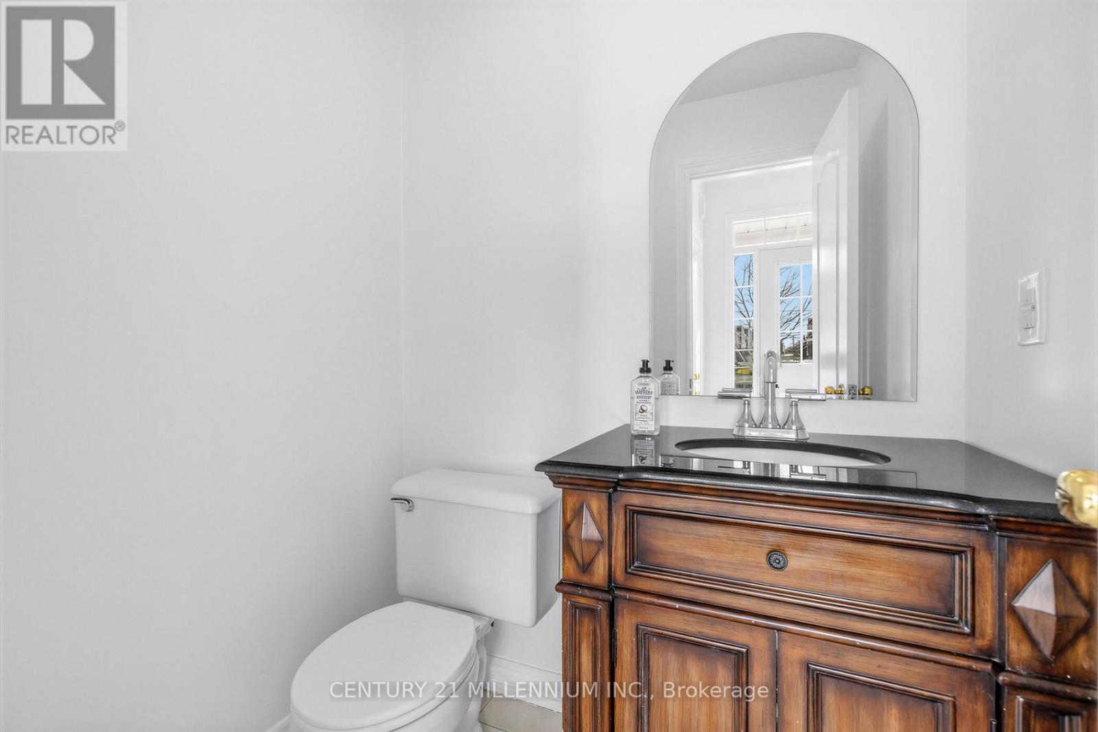 10569 Bayview Avenue, Richmond Hill, Ontario  L4C 0M8 - Photo 22 - N12827448