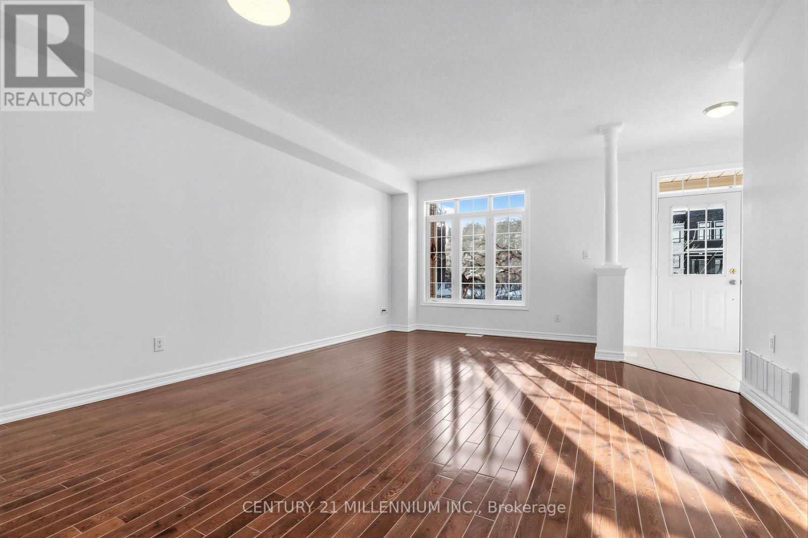 10569 Bayview Avenue, Richmond Hill, Ontario  L4C 0M8 - Photo 6 - N12827448