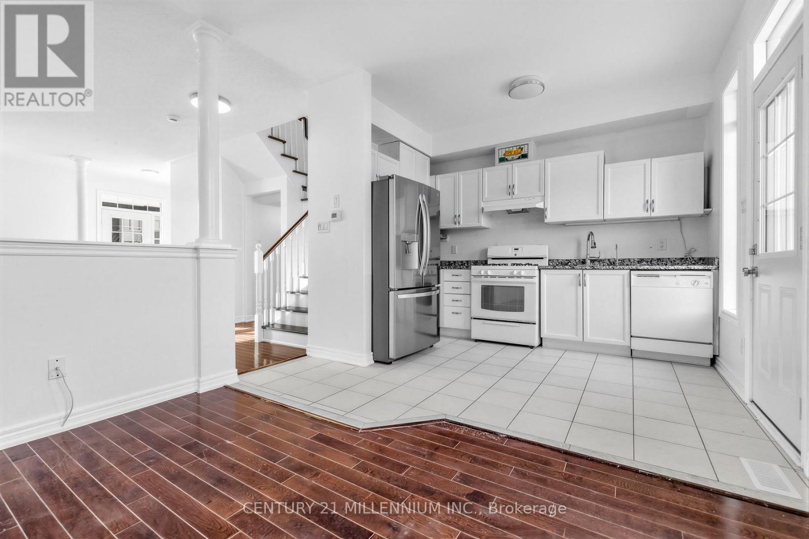 10569 Bayview Avenue, Richmond Hill, Ontario  L4C 0M8 - Photo 8 - N12827448