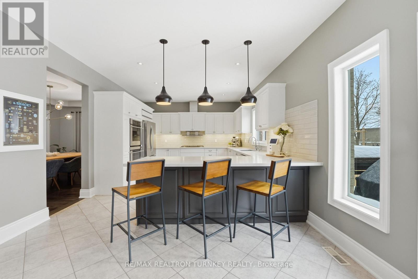 668 Foxcroft Boulevard, Newmarket, Ontario  L3X 1N3 - Photo 16 - N12827468