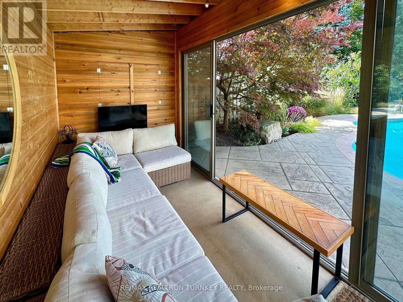 668 Foxcroft Boulevard, Newmarket, Ontario  L3X 1N3 - Photo 45 - N12827468