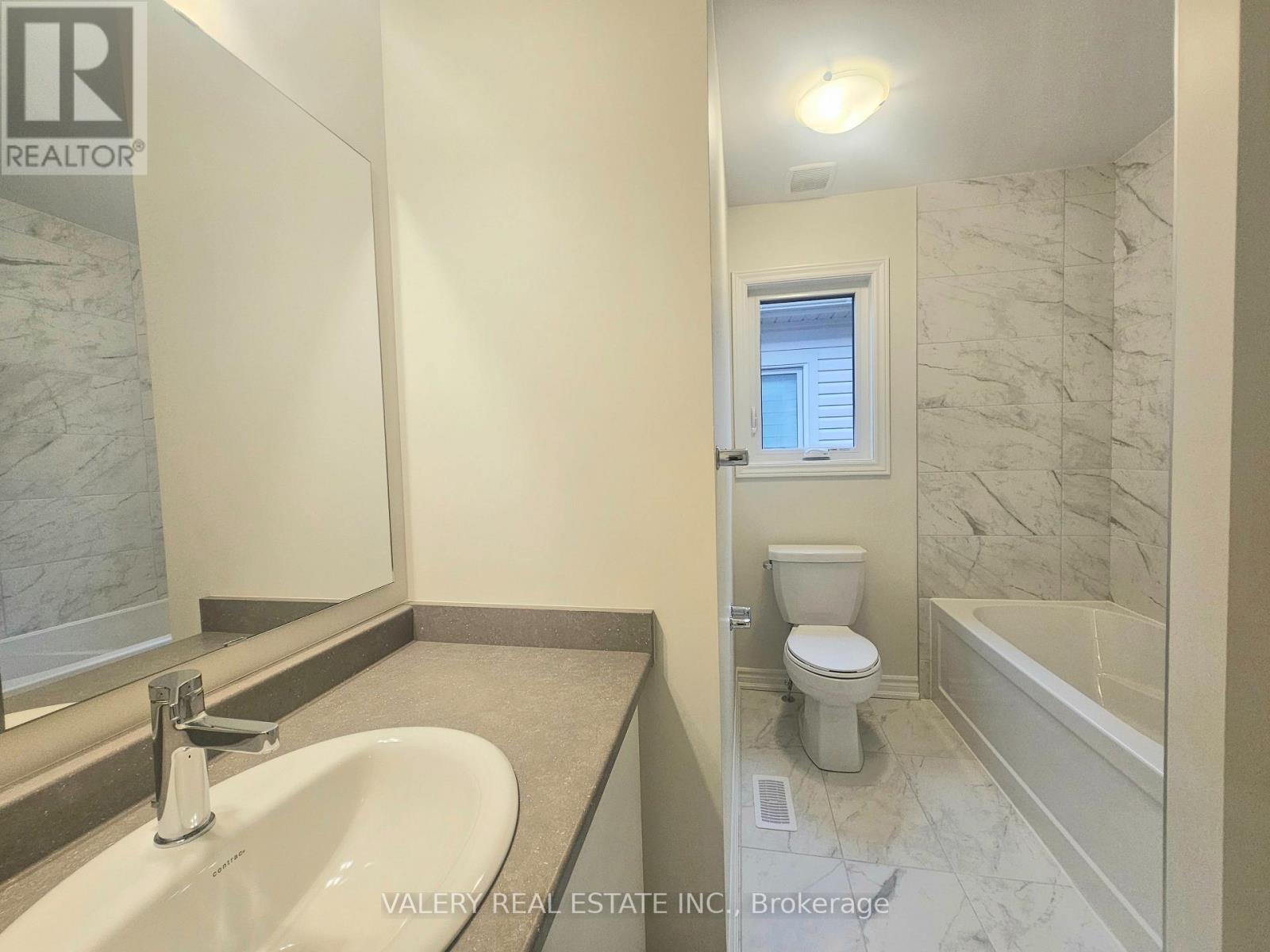 31 Phoenix Boulevard, Barrie, Ontario  L9S 2Z4 - Photo 10 - S12827450