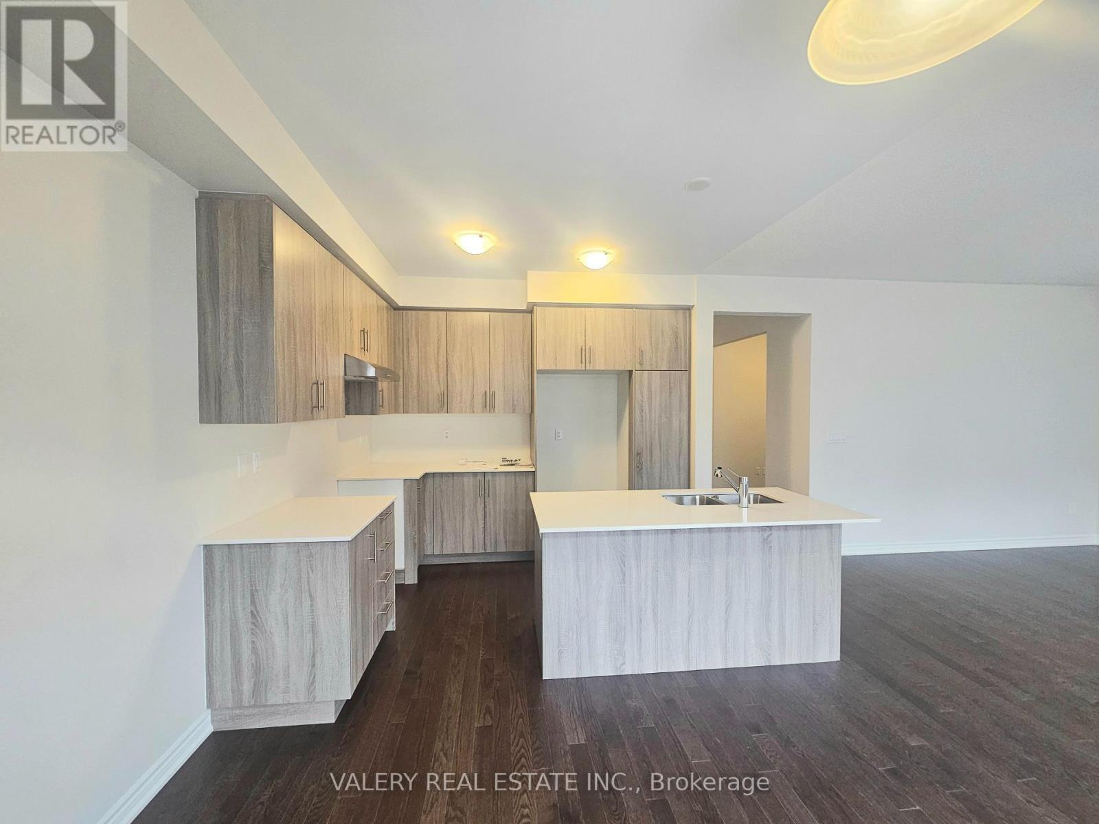 31 Phoenix Boulevard, Barrie, Ontario  L9S 2Z4 - Photo 17 - S12827450