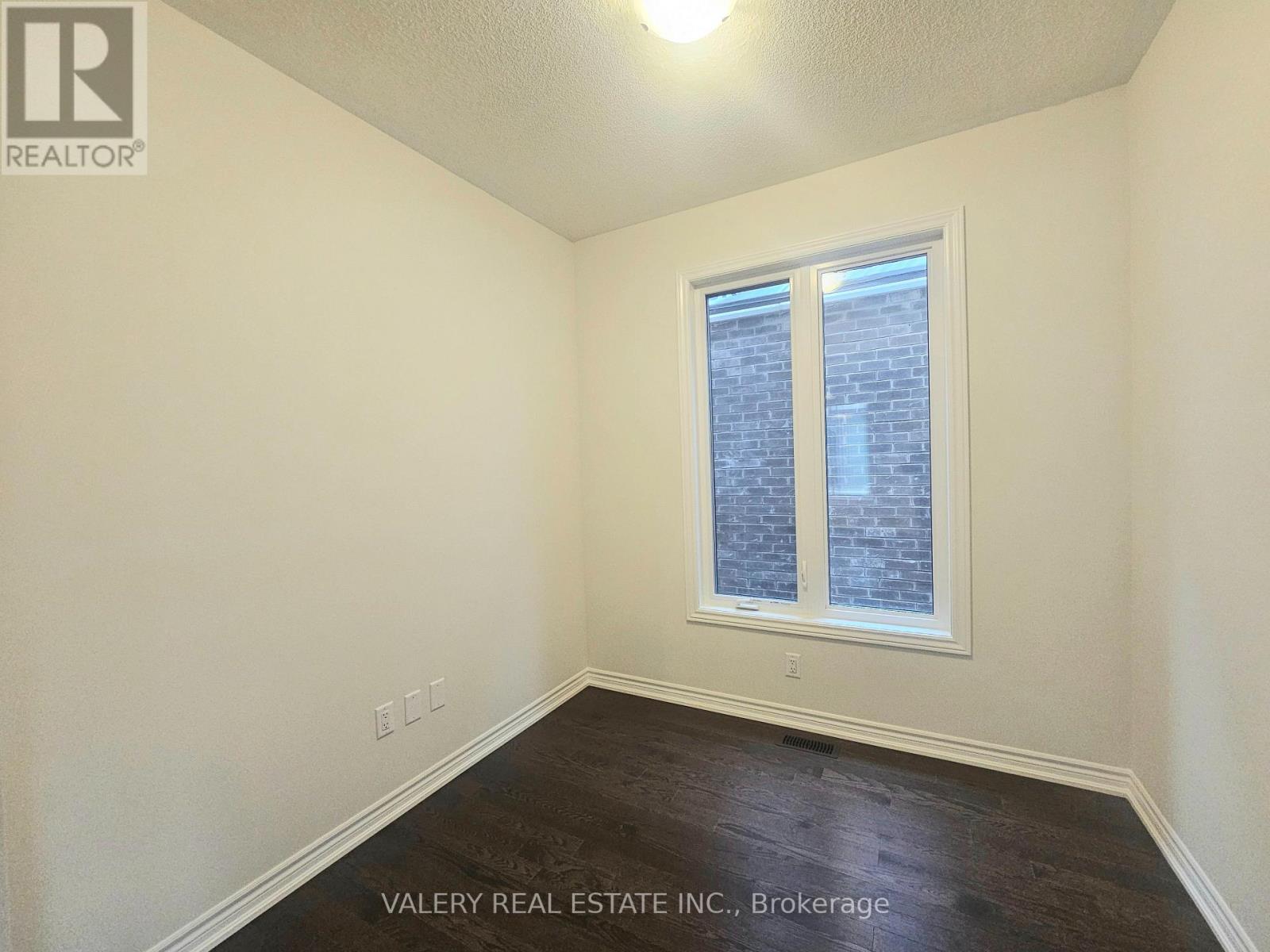 31 Phoenix Boulevard, Barrie, Ontario  L9S 2Z4 - Photo 23 - S12827450