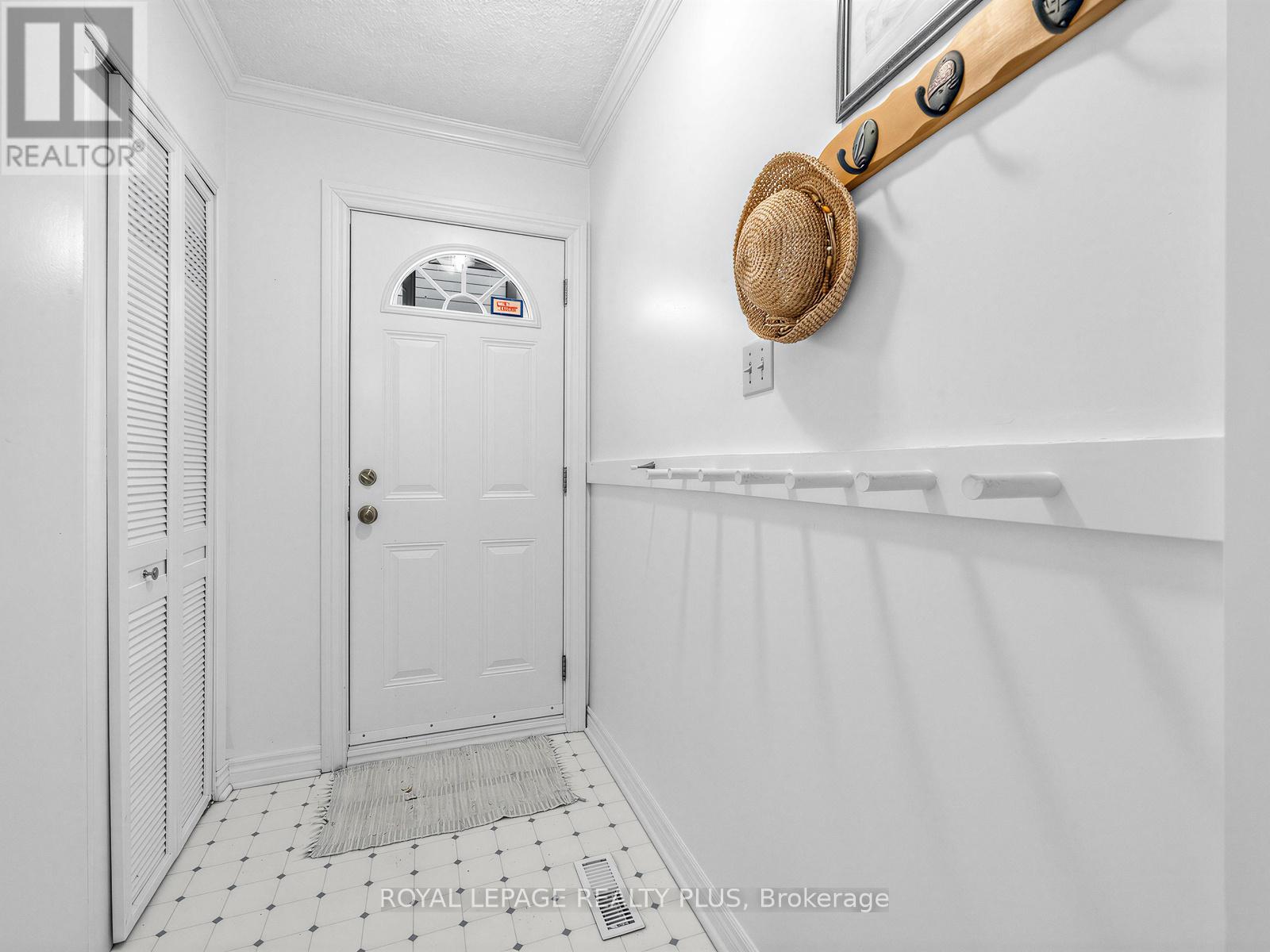 4138 Marigold Crescent, Mississauga, Ontario  L5L 1Y7 - Photo 28 - W12827286