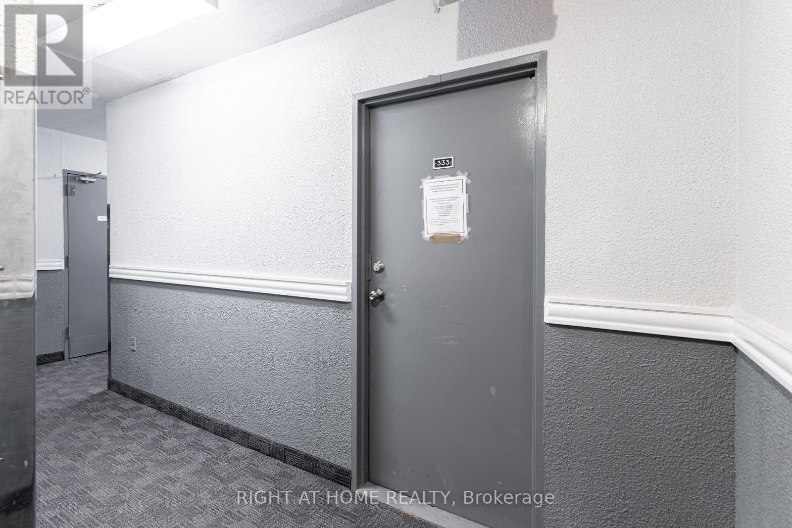 333 - 1455 Williamsport Drive, Mississauga, Ontario  L4X 2T5 - Photo 6 - W12827300