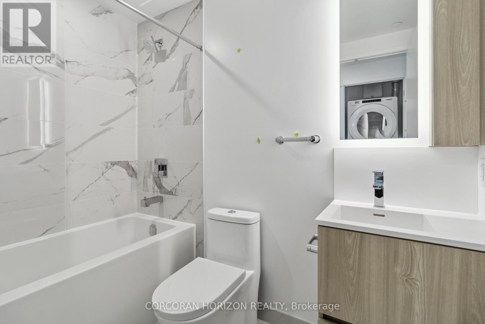 807 - 251 Masonry Way, Mississauga, Ontario  L5H 0B2 - Photo 17 - W12827346