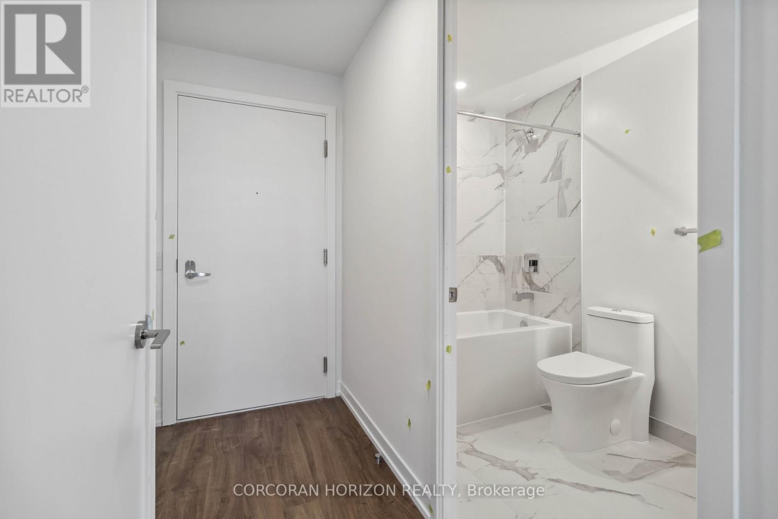 807 - 251 Masonry Way, Mississauga, Ontario  L5H 0B2 - Photo 22 - W12827346