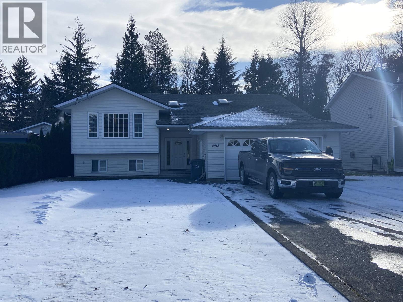 4913 Mills Avenue, Terrace, British Columbia  V8G 1C3 - Photo 1 - R3093240