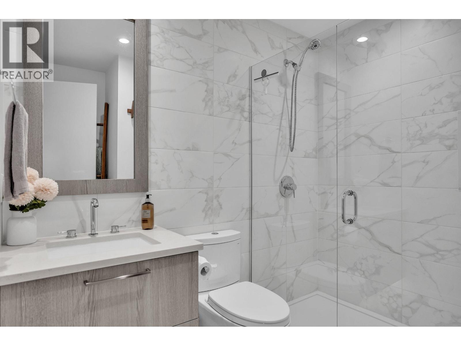 205 733 E 3rd Street, North Vancouver, British Columbia  V7L 1G8 - Photo 19 - R3091776