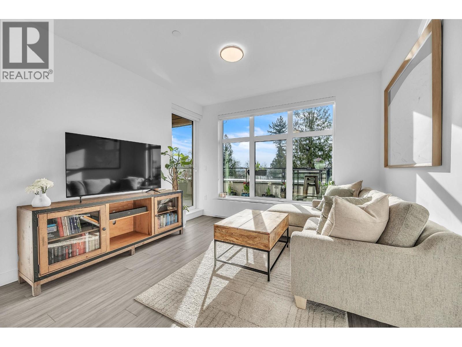 205 733 E 3rd Street, North Vancouver, British Columbia  V7L 1G8 - Photo 12 - R3091776