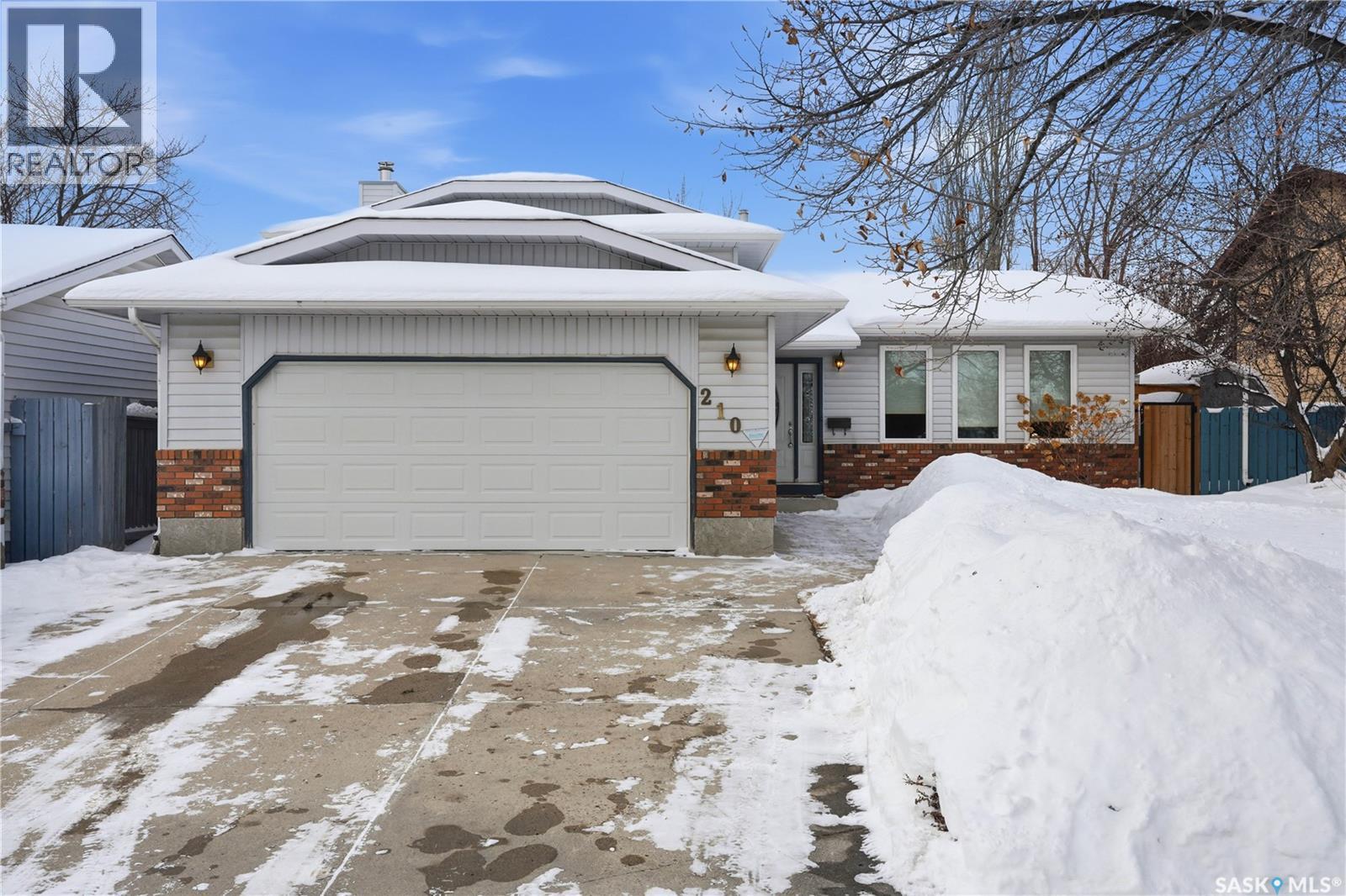 210 Brunst CRESCENT, saskatoon, Saskatchewan
