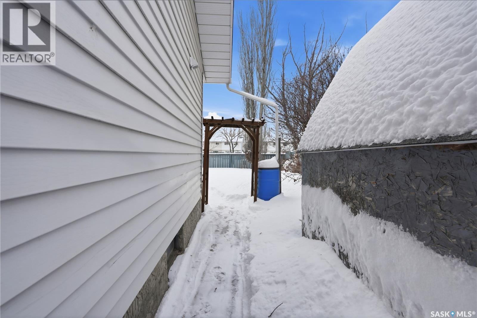 210 Brunst Crescent, Saskatoon, Saskatchewan  S7N 3S7 - Photo 40 - SK029318