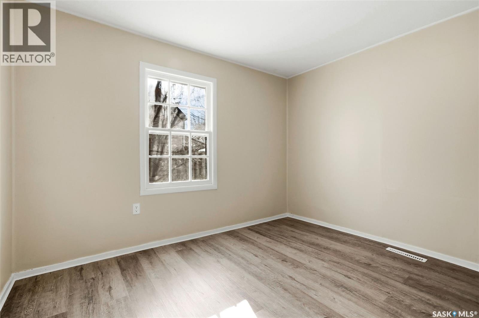 1162 Queen Street, Regina, Saskatchewan  S4T 4B2 - Photo 10 - SK029292