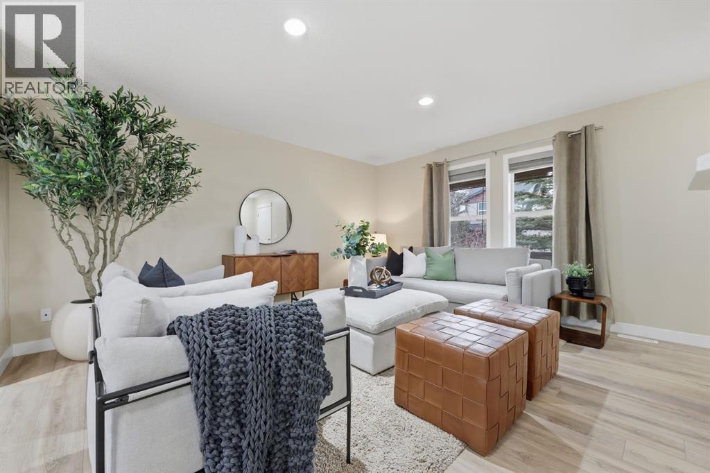 117 Panatella Park Nw, Calgary, Alberta  T3K 6L5 - Photo 13 - A2280427