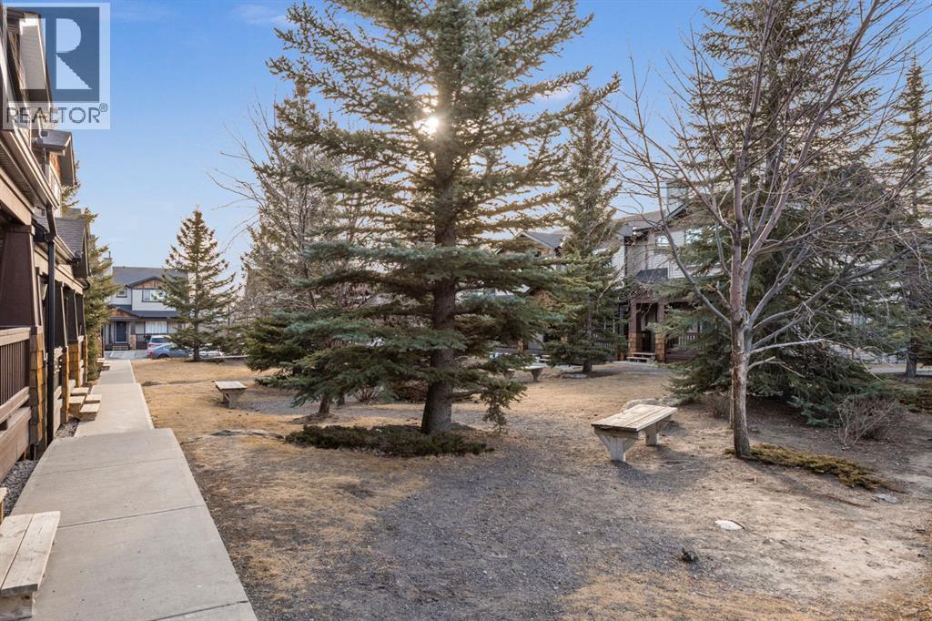 117 Panatella Park Nw, Calgary, Alberta  T3K 6L5 - Photo 10 - A2280427