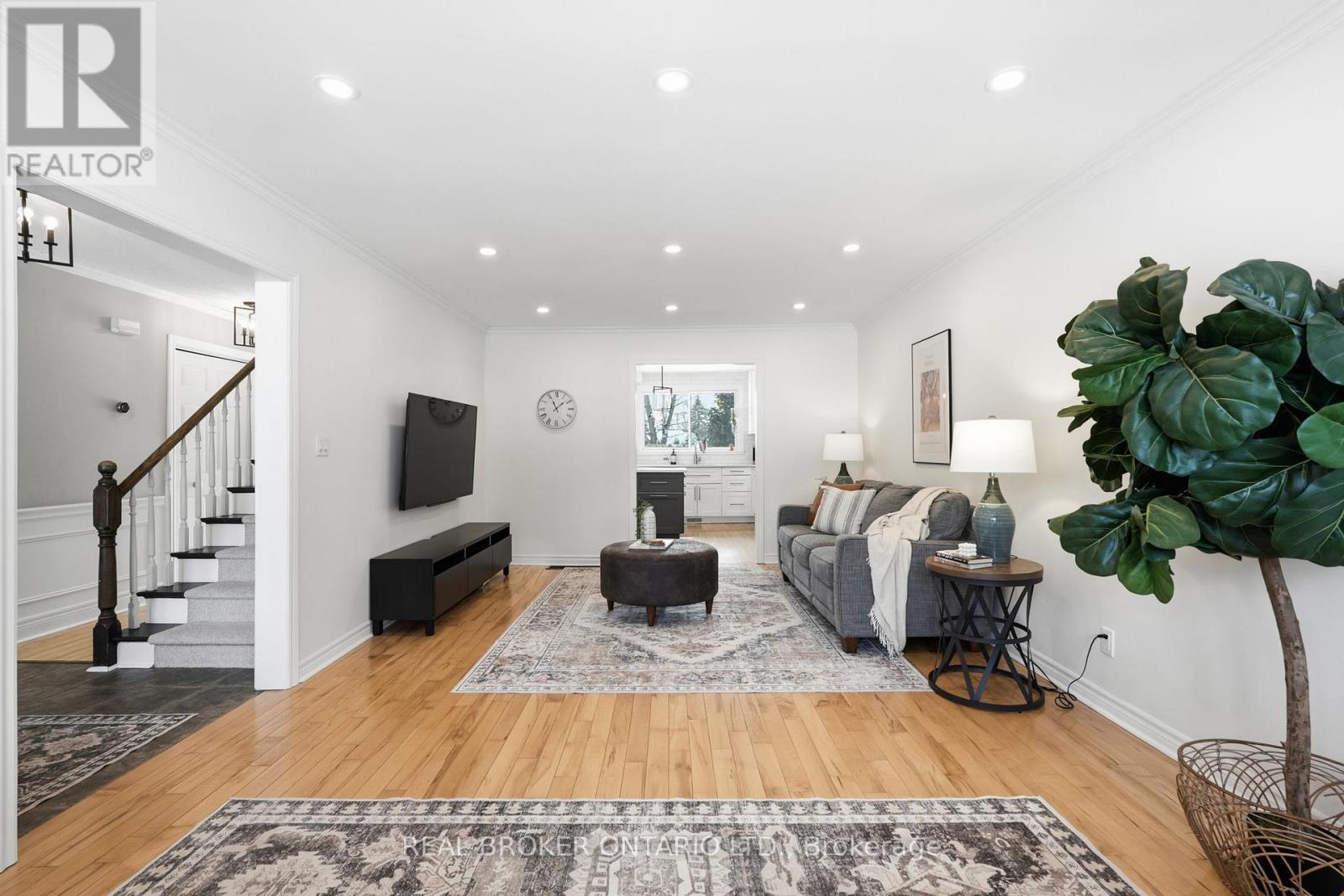 24 Bannisdale Way, Hamilton, Ontario  L0R 1H2 - Photo 10 - X12827288