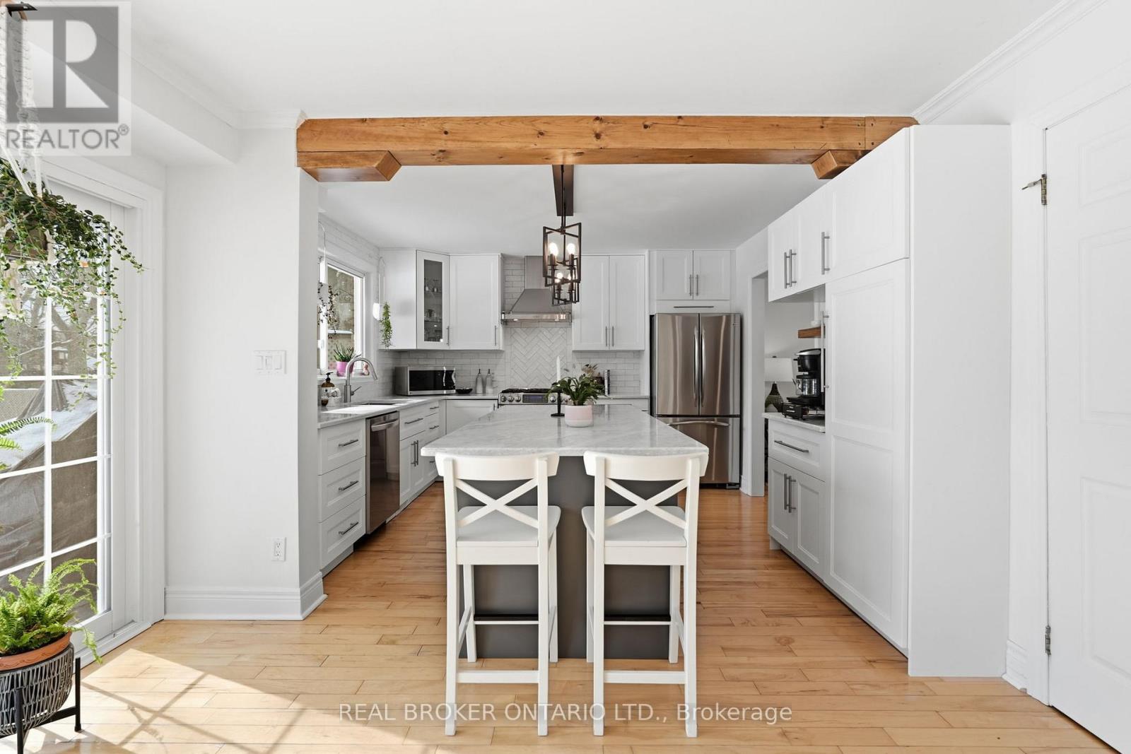 24 Bannisdale Way, Hamilton, Ontario  L0R 1H2 - Photo 12 - X12827288