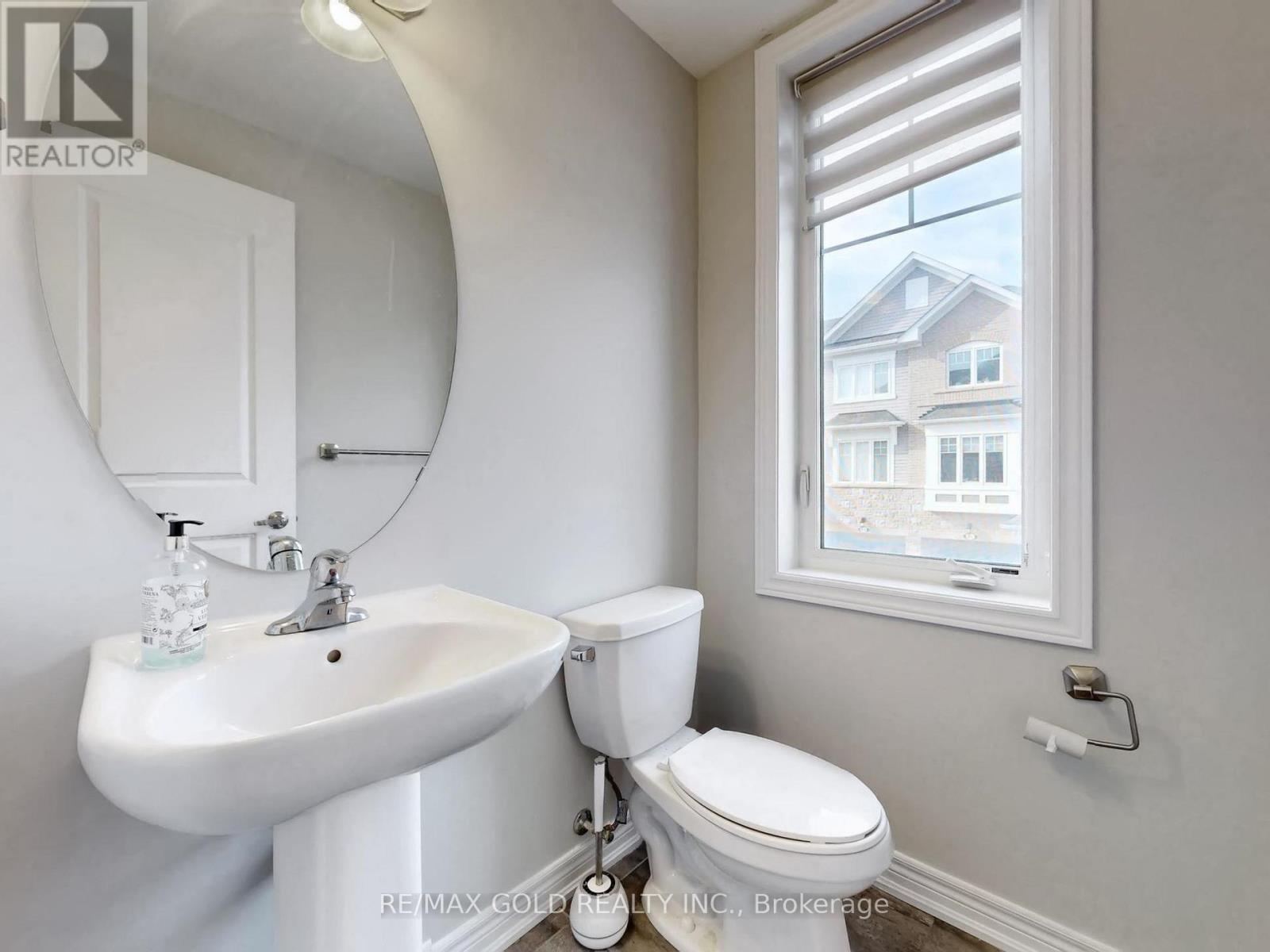 64 Hibiscus Lane, Hamilton, Ontario  L8K 0A4 - Photo 14 - X12827290