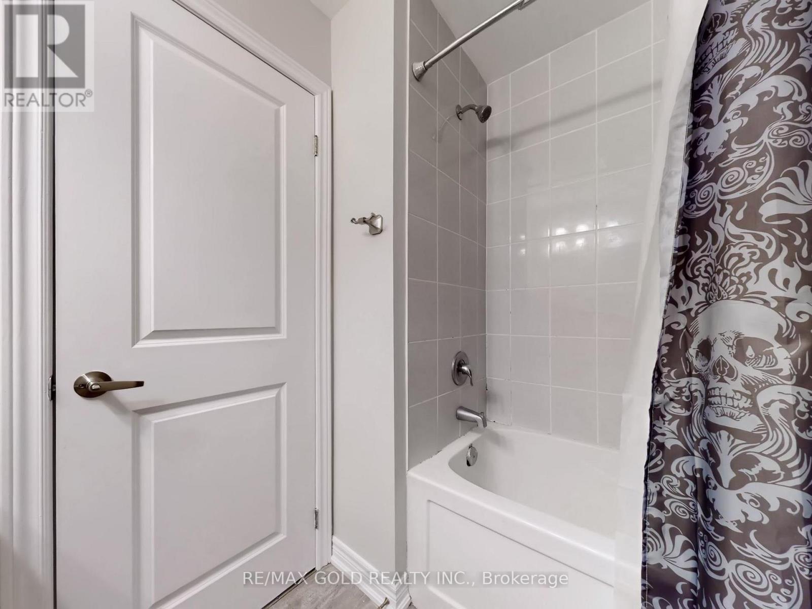 64 Hibiscus Lane, Hamilton, Ontario  L8K 0A4 - Photo 27 - X12827290