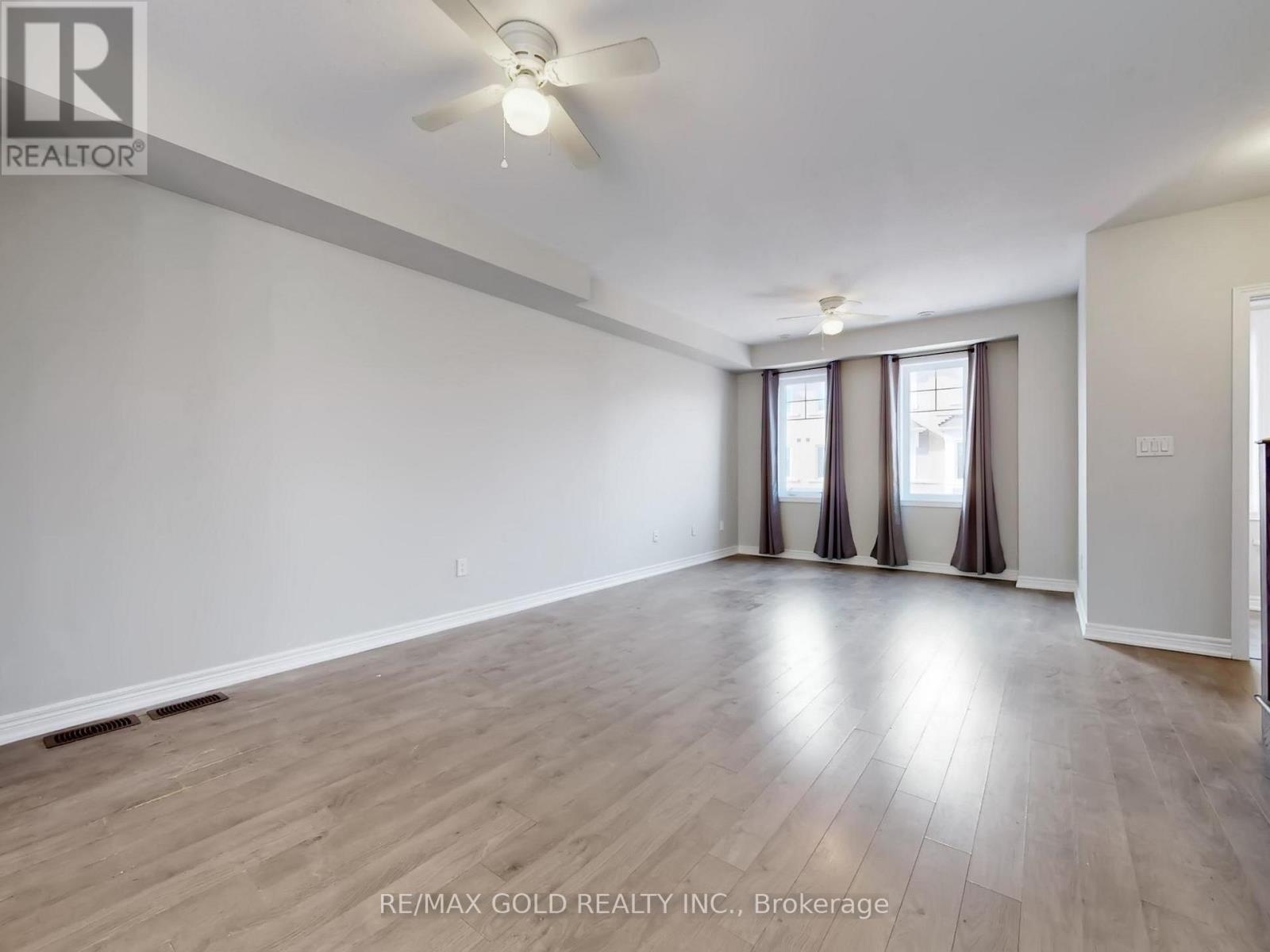 64 Hibiscus Lane, Hamilton, Ontario  L8K 0A4 - Photo 3 - X12827290