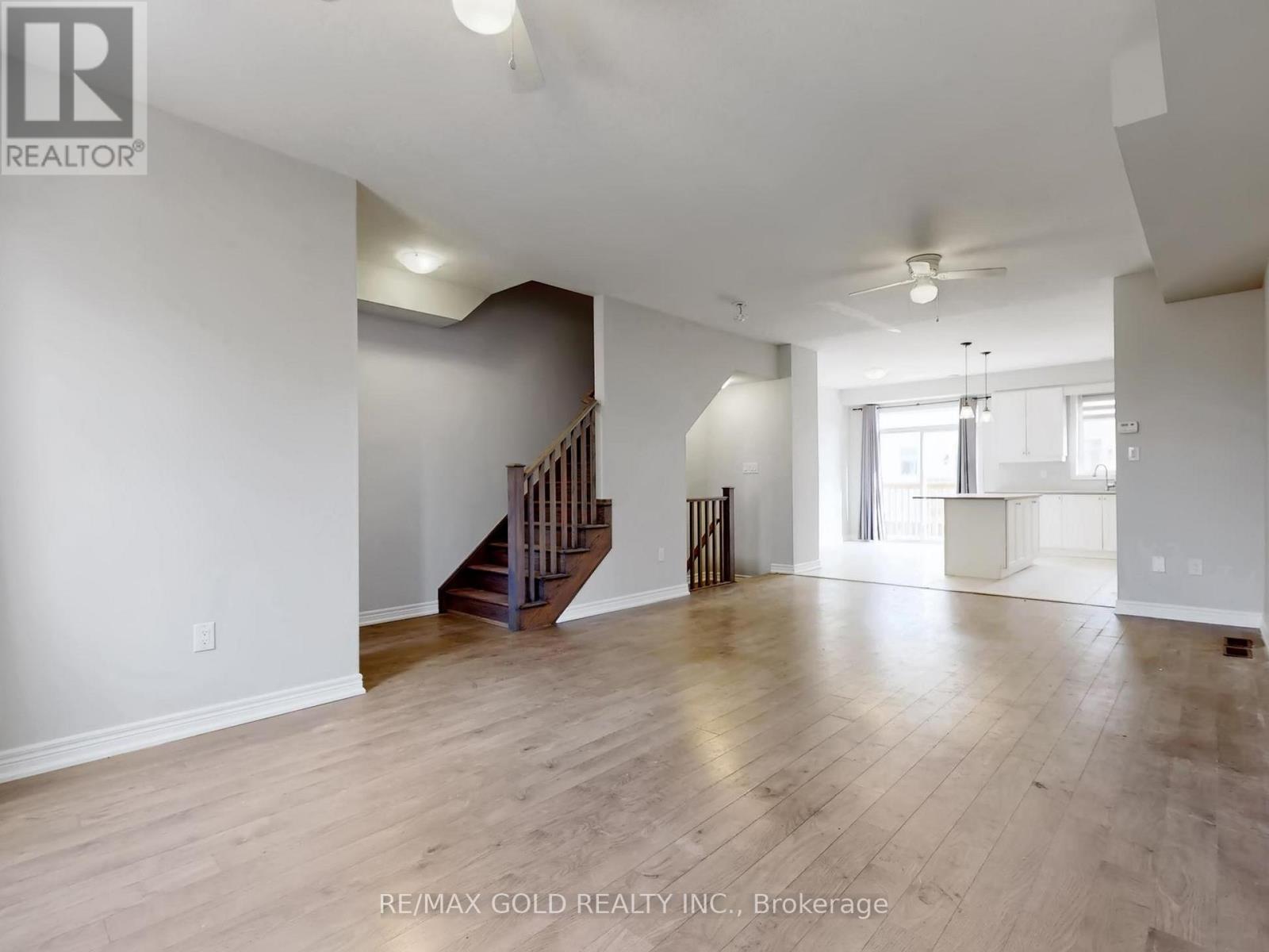 64 Hibiscus Lane, Hamilton, Ontario  L8K 0A4 - Photo 6 - X12827290