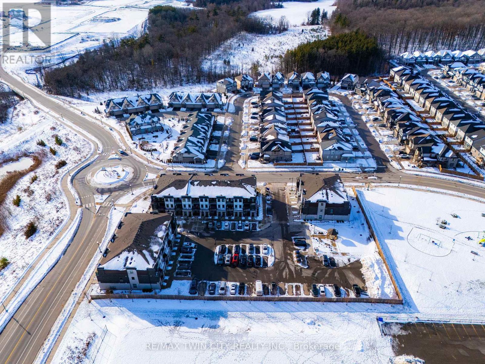 1f - 155 Thomas Slee Drive, Kitchener, Ontario  N2P 0J8 - Photo 34 - X12827322