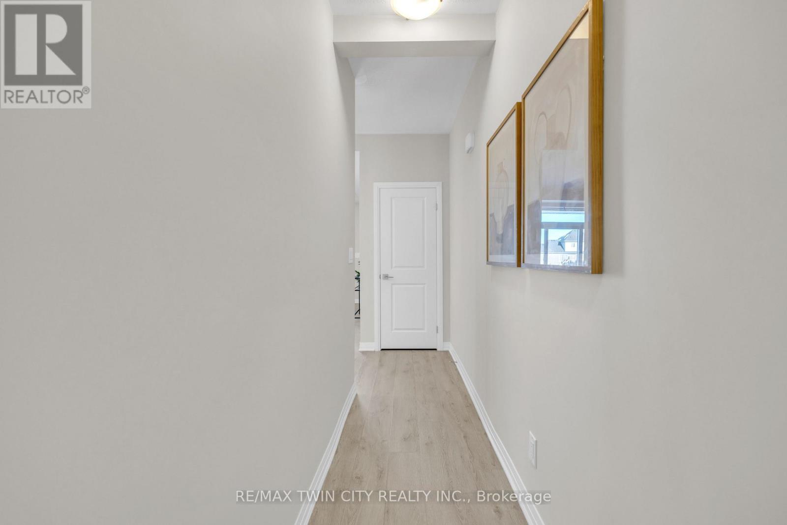 1f - 155 Thomas Slee Drive, Kitchener, Ontario  N2P 0J8 - Photo 4 - X12827322