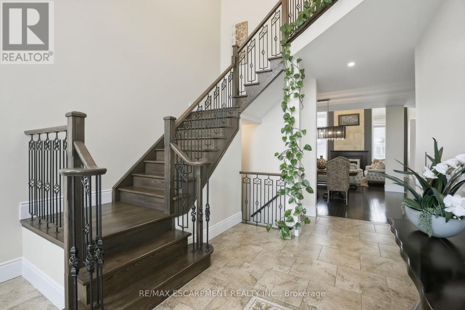 223 Annabelle Street, Hamilton, Ontario  L9C 3T8 - Photo 7 - X12827340