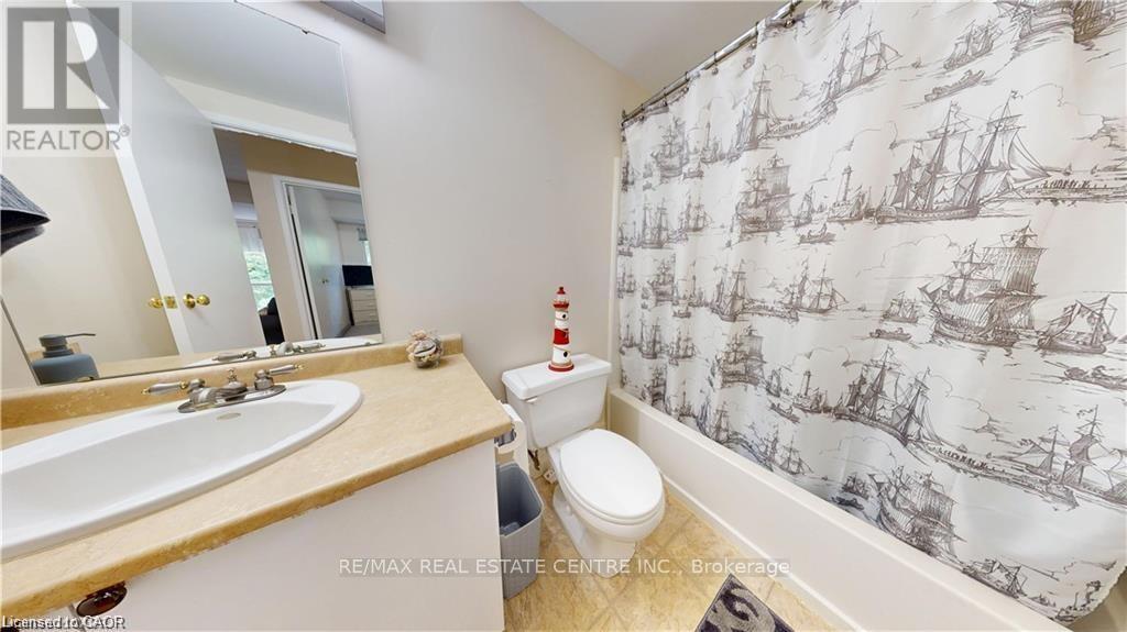 403 - 15 Hofstetter Avenue, Kitchener, Ontario  N2A 3Z7 - Photo 15 - X12827354